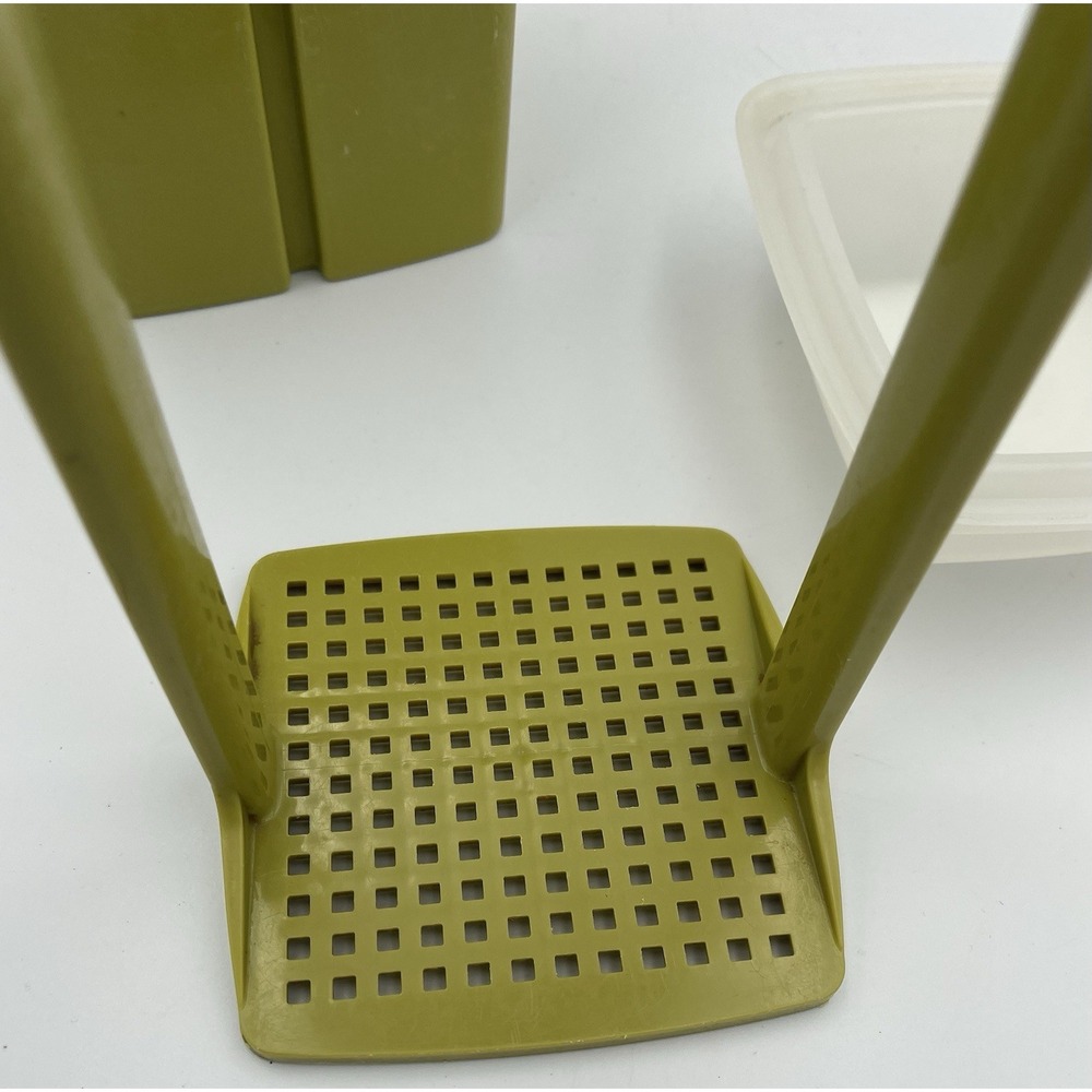 Vintage Tupperware Pickle Pepper Keeper Olive Avocado Green Deli 3 Piece - Picture 13 of 16